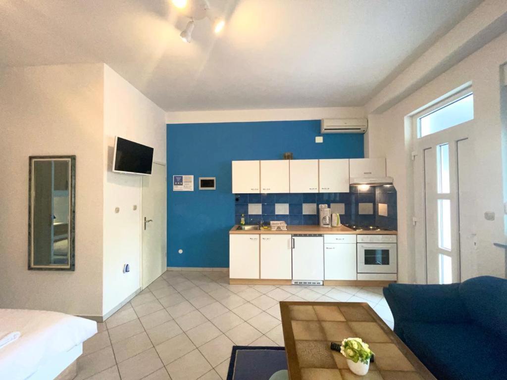 Apartmani Krajnovic Fazana Exterior photo