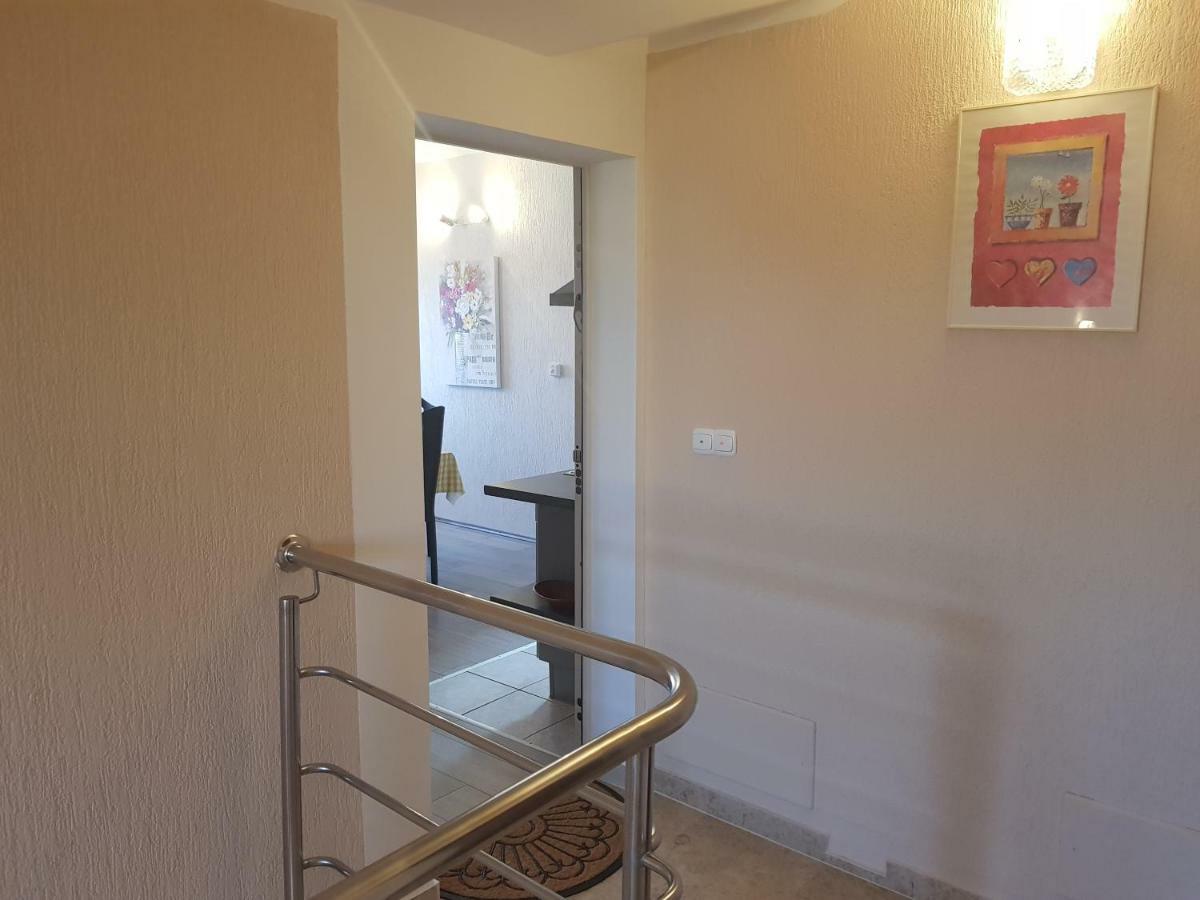 Apartmani Krajnovic Fazana Exterior photo